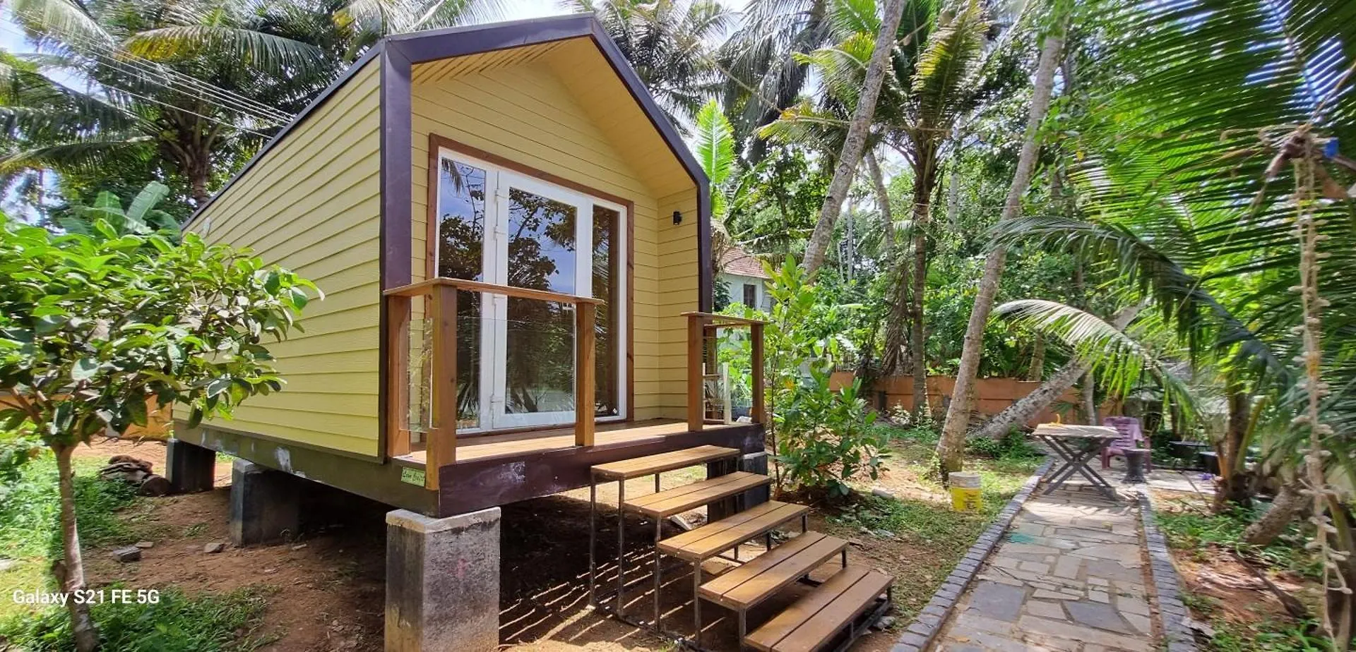 Greenchromide Homestays Mundrothuruth
